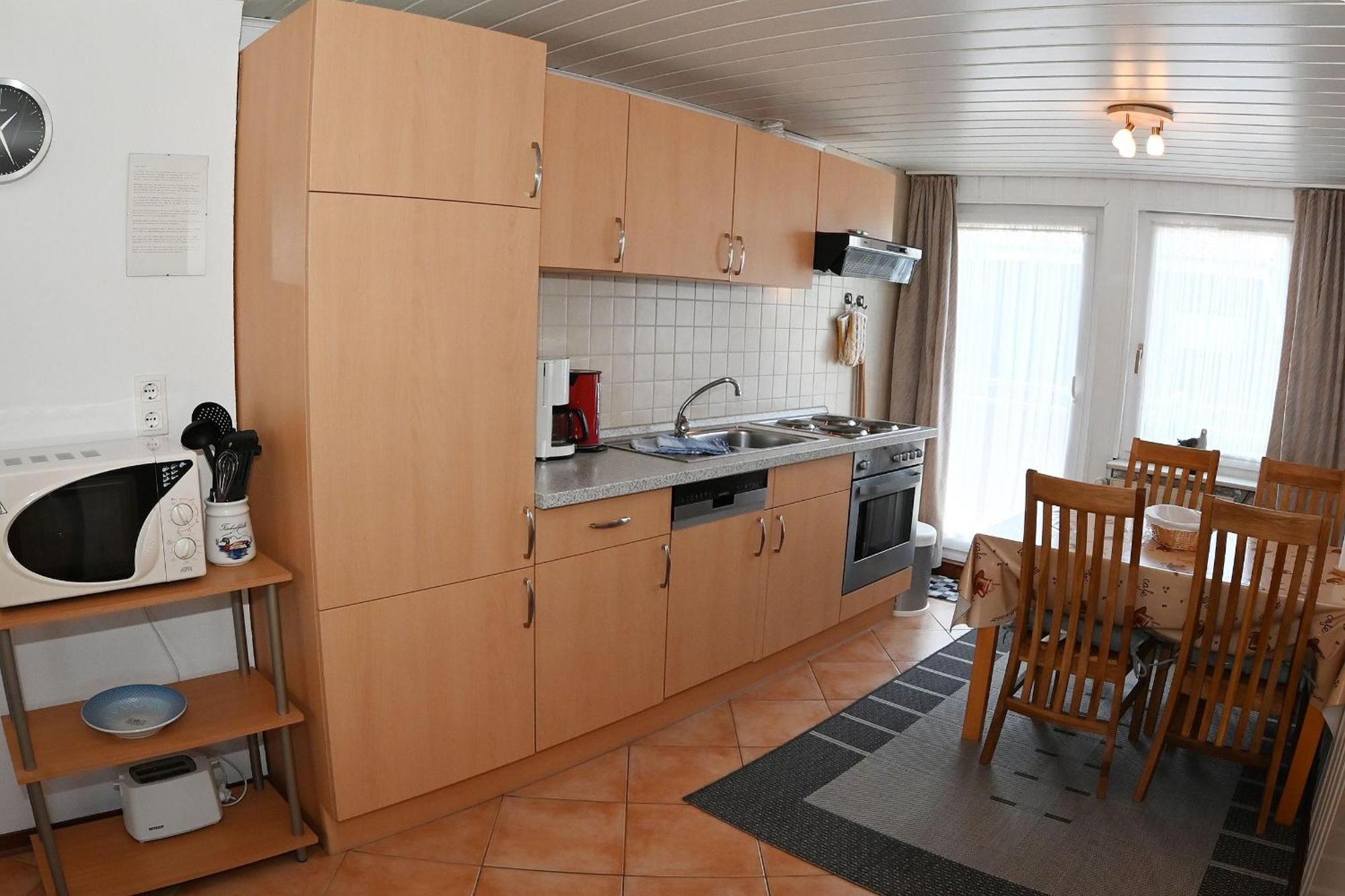 Haus-Karin-Ferienwohnung-2 Busum Ngoại thất bức ảnh